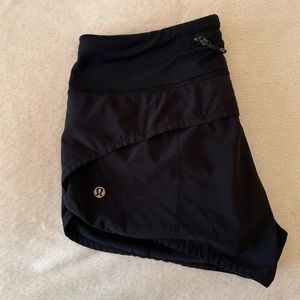 Lulu lemon speed up short